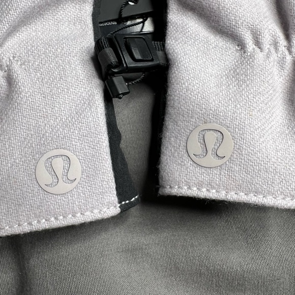 Lululemon City Keeper Gloves NWT L/XL Light Grey (HRLC) *Fleece Lined - Picture 8 of 17